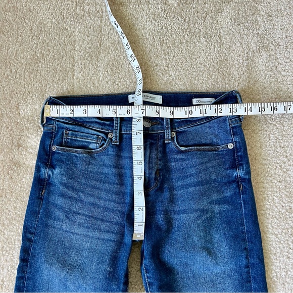 BANANA REPUBLIC Skinny Ankle Blue Jeans—SZ. 26 - Picture 5 of 13